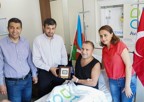 Сельчук Байрактар посетил лечащихся в Турции ветеранов II Карабахской войны 