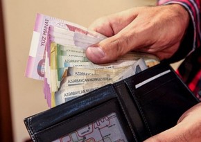 Effective exchange rates of Azerbaijani manat up in August