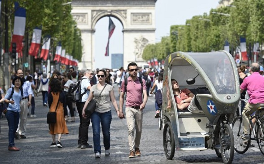 В Париже отменили ряд мероприятий из-за низкого уровня безопасности
