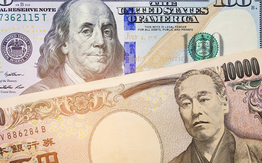 Japanese yen drops past 160 to fresh 34-year low against US dollar