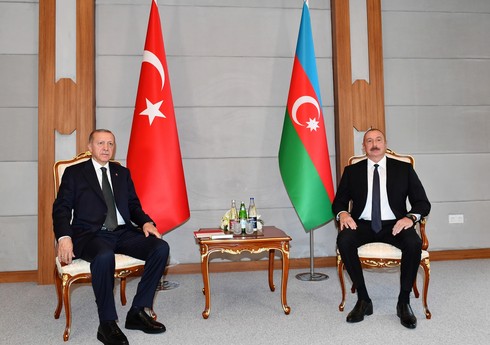 Президент Ильхам Алиев позвонил президенту Реджепу Тайипу Эрдогану