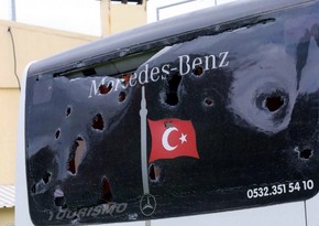 Turkey: Besiktas handball team's bus attacked with stones