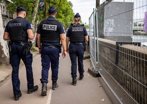 Parisdə fransız məşqçi polislərlə davaya görə saxlanılıb