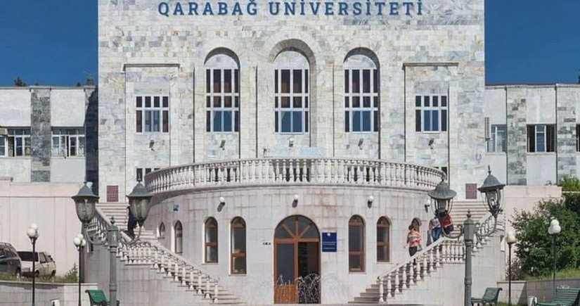 В Карабахском университете открыта вакансия на должность преподавателя английского языка