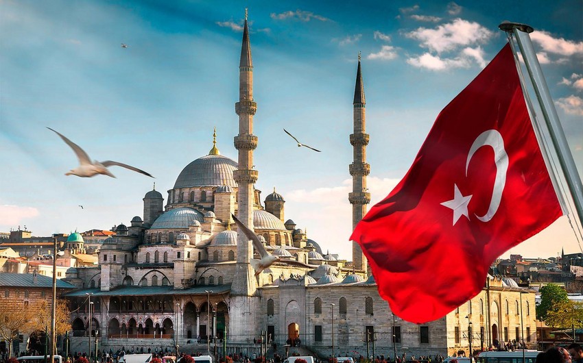 Турция потеряла более 70% туристов за десять месяцев из-за COVID-19