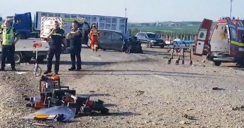 В Румынии пять человек погибли при столкновении автоцистерны с автомобилем