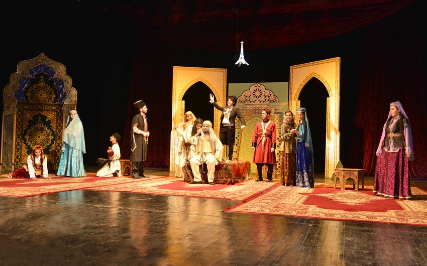 BHOS students on stage of Azerbaijan State Academic Drama Theatre