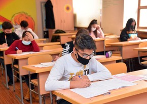 В этом году бакинские школы с отличием окончили более 2,2 тыс. человек