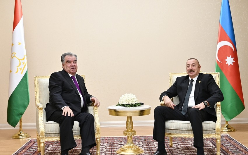 President Ilham Aliyev meets Tajik President Emomali Rahmon