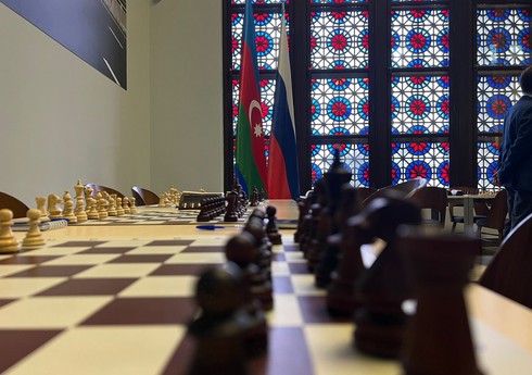 В павильоне "Азербайджан" на ВДНХ прошел шахматный турнир с участием иностранных дипломатов