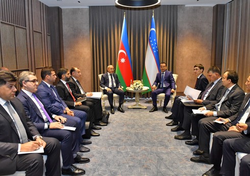 Джаббаров и Кудратов обсудили  вопросы экономического азербайджано-узбекского сотрудничества   