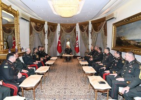 Азербайджанские генералы встретились с главой Минобороны и начальником Генштаба ВС Турции