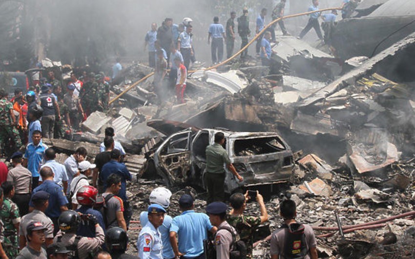 ​Число жертв крушения самолета в Индонезии достигло 141 человека