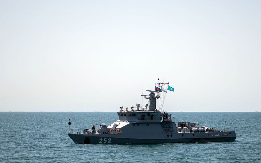 Military seamen perform next episode of Sea Cup contest
