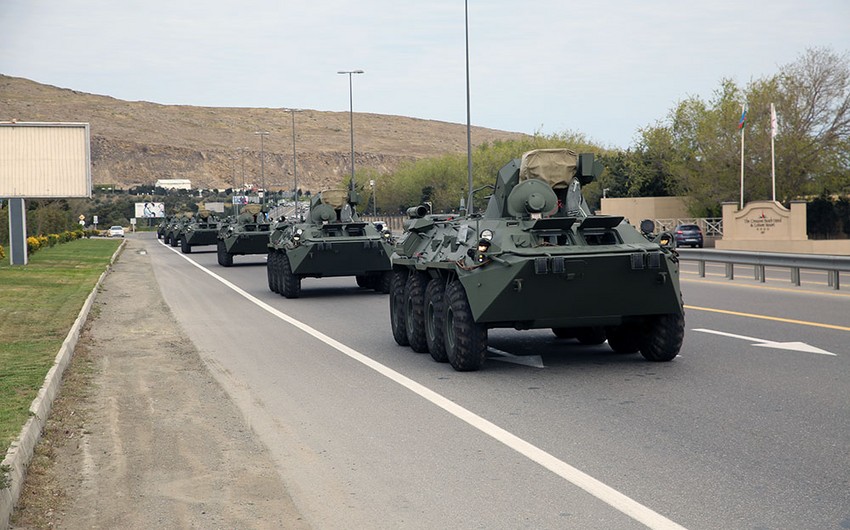 Россия поставила в Азербайджан новую партию современного оружия и военной техники - ВИДЕО