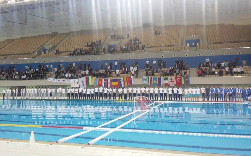 ​В Баку состоялось открытие международного турнира по водному поло - ФОТО
