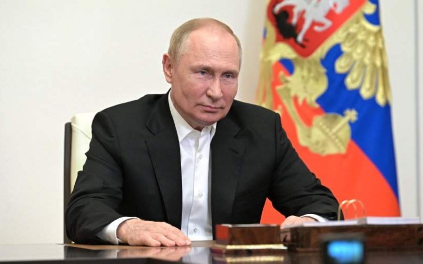 Putin: “Qərbin Rusiyanı yox etmək cəhdləri ağılsızlıqdır”