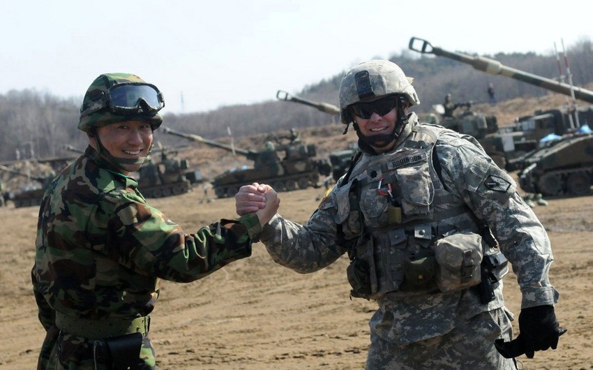 Военные США останутся в Южной Корее в случае мирного договора с КНДР