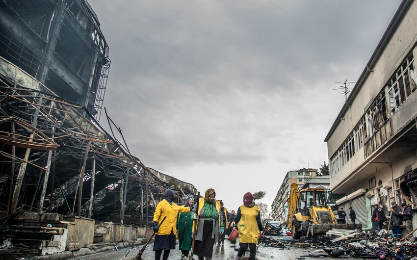 В ТЦ Diqlas сгорела территория площадью 17 тыс. квадратных метров - ФОТОРЕПОРТАЖ