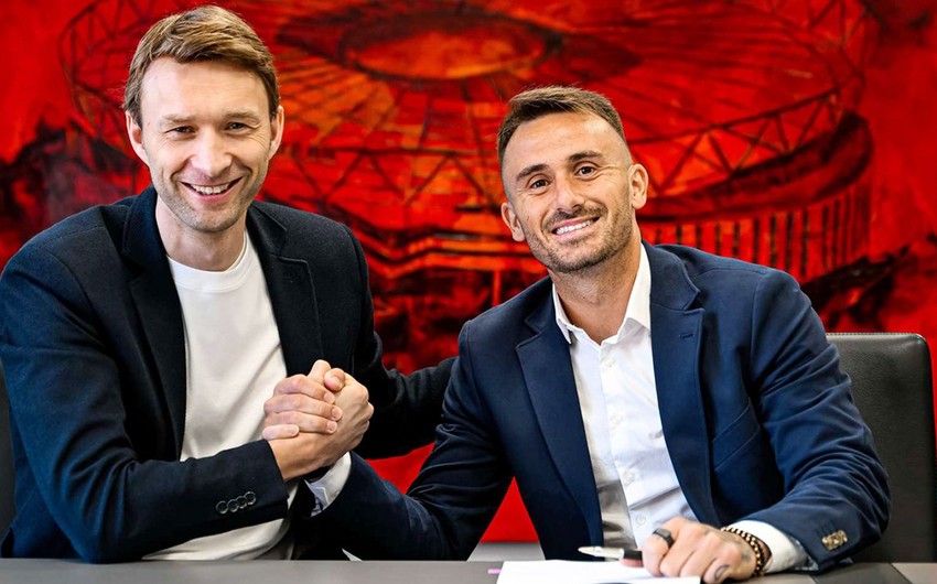 Bayer 04 yeni futbolçu transfer edib