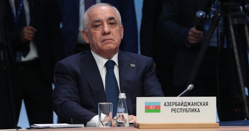 Baş nazir: Azərbaycan alternativ enerji ilə bağlı iri layihələr icra edir