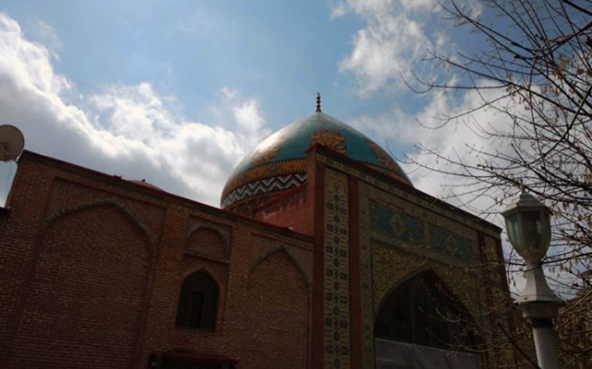 Member of the Nakhchivan Supreme Assembly visits Blue Mosque in Yerevan