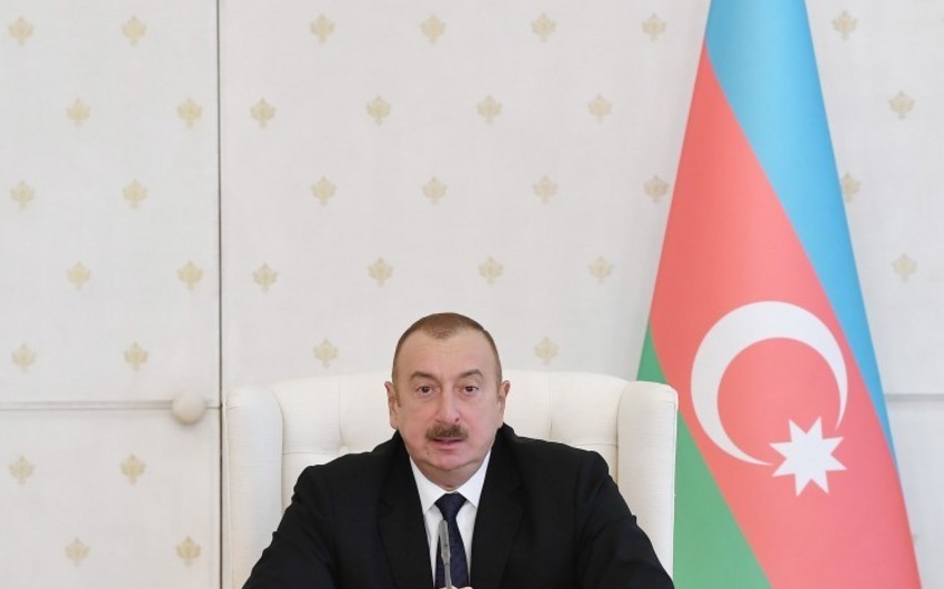 Президент Ильхам Алиев объявил 2019 год в Азербайджане Годом Насими