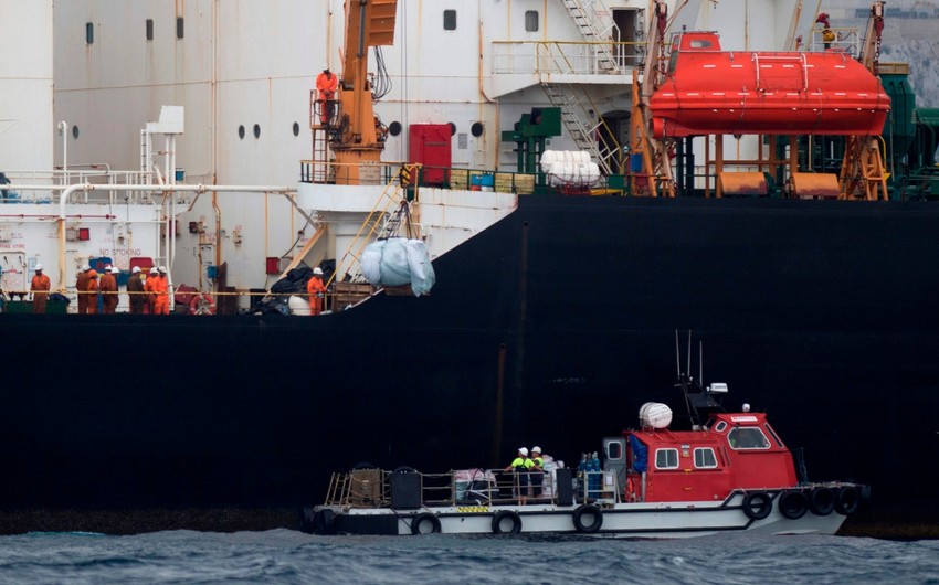 В США заявили, что Иран перехватил в международных водах танкер Вила