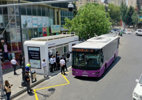 В Баку планируется установить 100 умных остановок