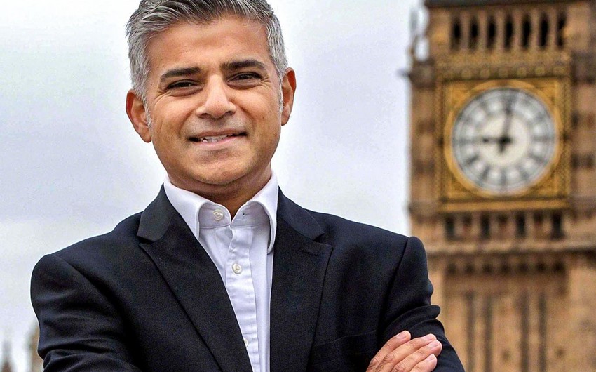 Мэр Лондона призвал Джонсона уйти в отставку