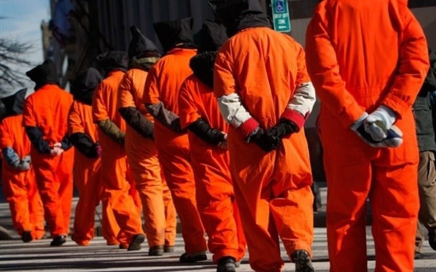 Обама против запрета на перевод заключенных Гуантанамо