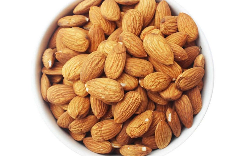Russia resumes almond imports from Azerbaijan 