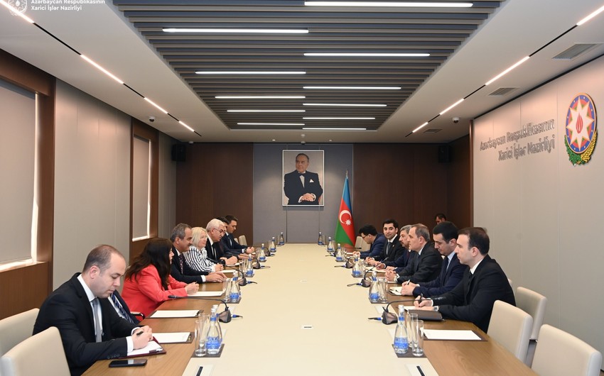 Jeyhun Bayramov meets with chairman of Turkish parliament commission