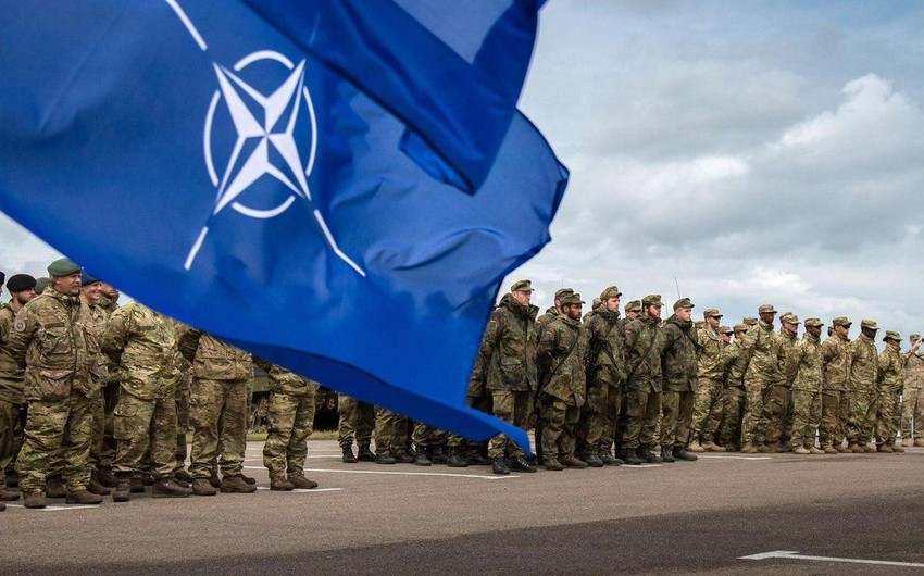 НАТО нарастит группировку у границ России до 300 тыс. военных