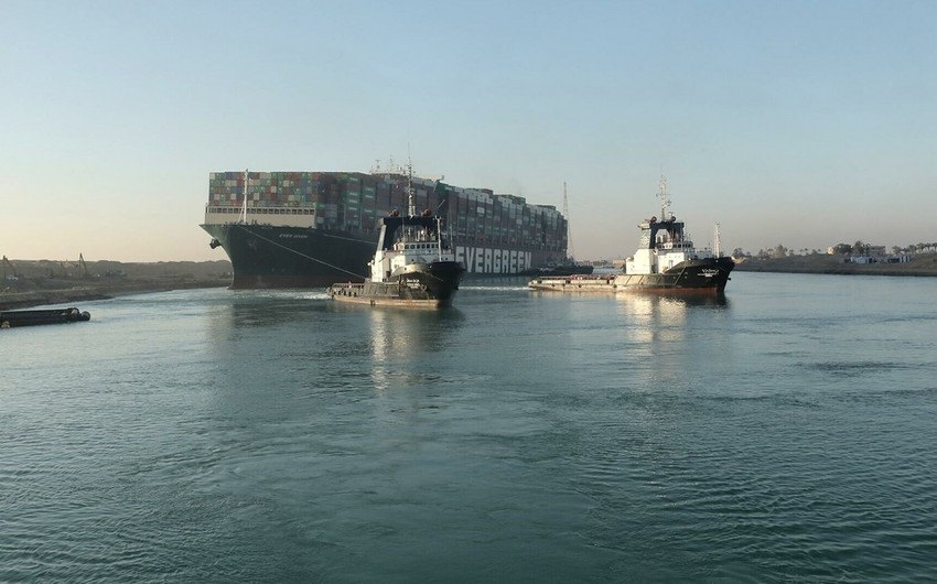  Egypt's president announces resumption of traffic on Suez Canal