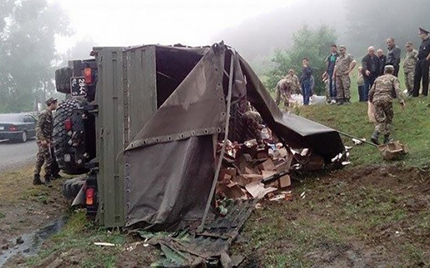Перевернулся КамАЗ, перевозивший военнослужащих из Армении в Нагорный Карабах: четверо погибли - СПИСОК