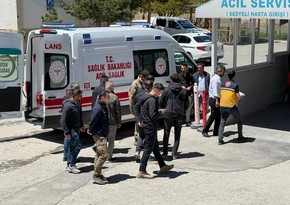 На границе Турции с Ираном произошло ДТП, пострадали 11 военных
