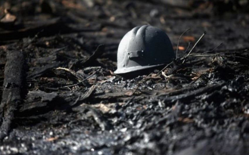 При взрыве газа на шахте в Китае погибли десятки человек