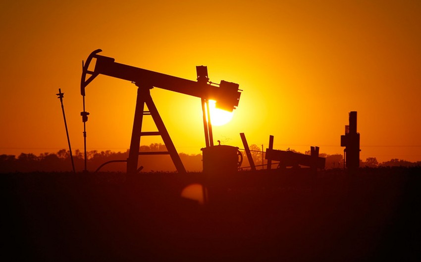 Azerbaijani oil price declined