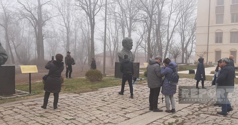 İlk 40 turist Şuşaya yola düşüb