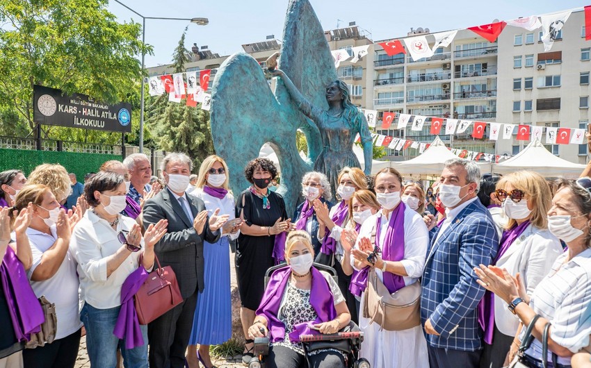 В Турции открыт памятник, созданный азербайджанским скульптором 