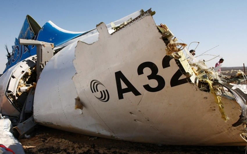 Russian plane crash: UK suspects bomb was placed in hold