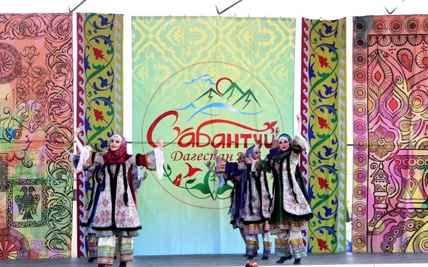 Azərbaycan nümayəndələri Dağıstanda tatar bayramında iştirak ediblər - FOTO