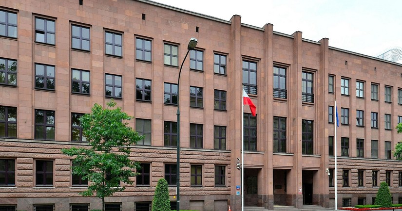 Warsaw welcomes concensus between Azerbaijan and Armenia on text of peace agreement