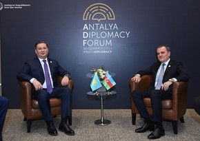 Состоялась встреча между главами МИД Азербайджана и Казахстана
